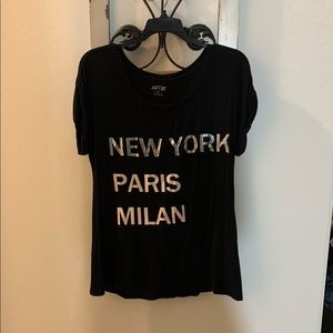 APT 9 Top Size M New York Paris & Milan T- Shirt